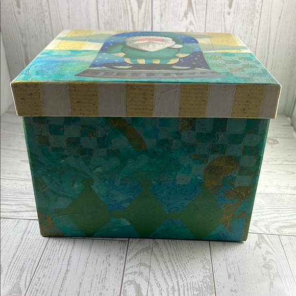 Vintage Blue and Green Folk Decorative Box with Snow Globe Santa - Picture 3 of 8